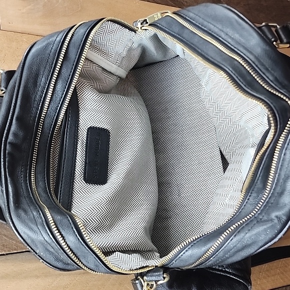 Steve Madden black bag. - Picture 3 of 11